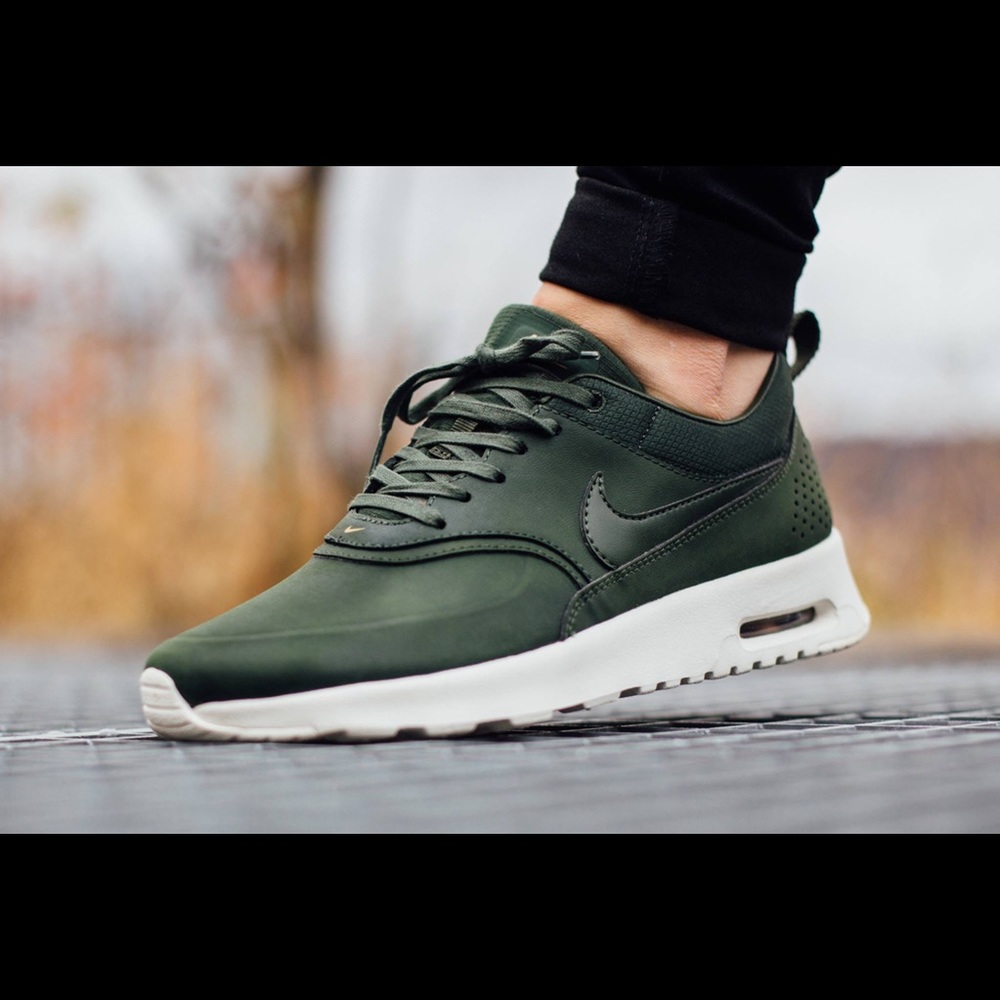 Women’s Nike Air Max Thea Premium Shoes
